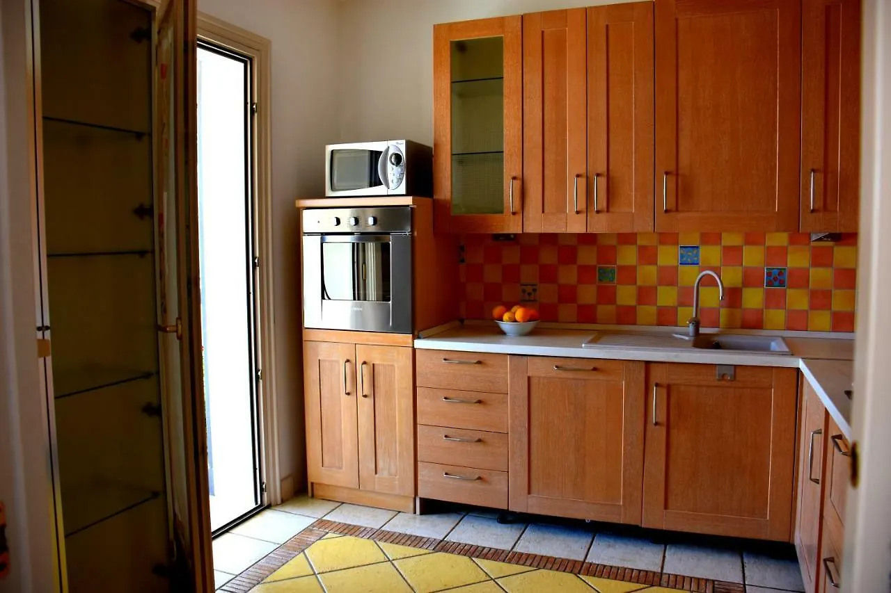 Taormina Sunny Apartment - Taormina Holidays Италия